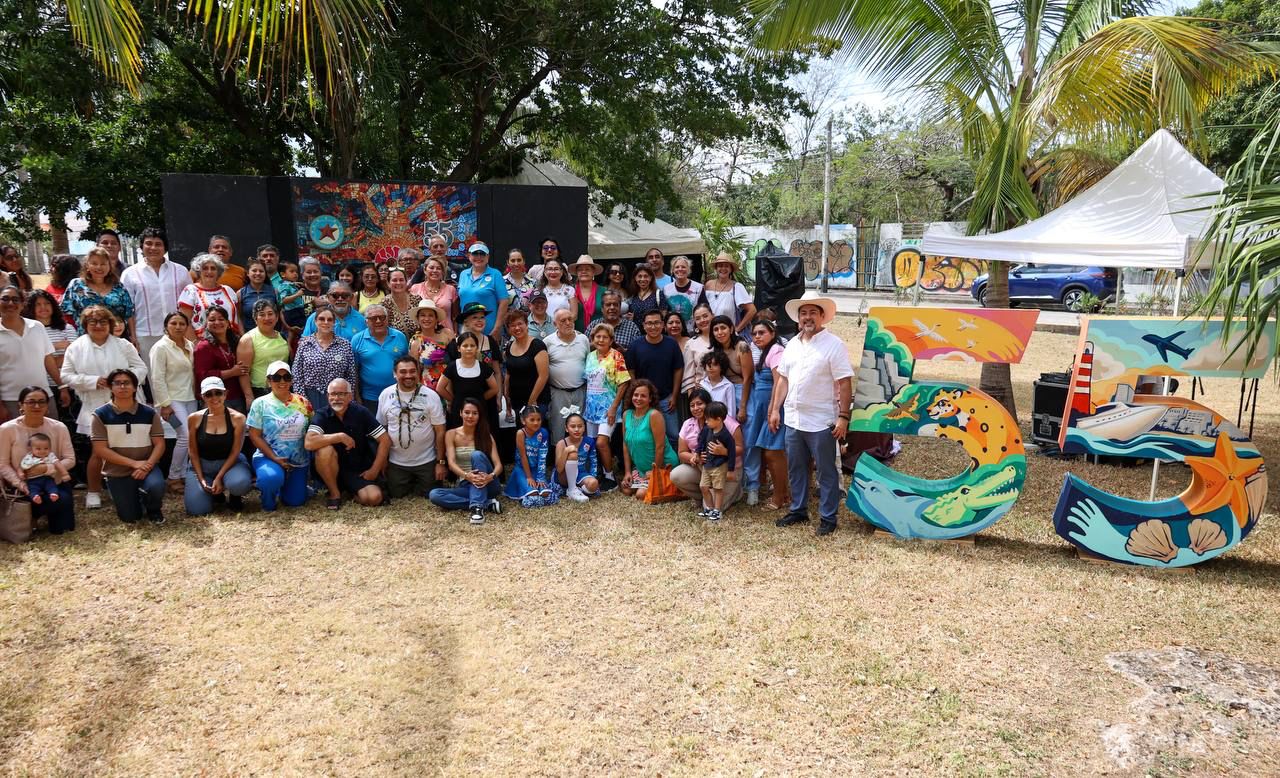 uploads/6/32/01 (1772).Jpeg